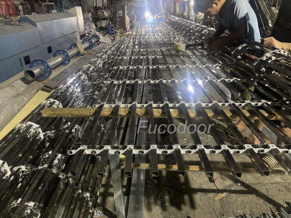 cửa cuốn khớp thoáng 20x20, cửa cuốn khớp thoángTẠI QUẢNG NINH