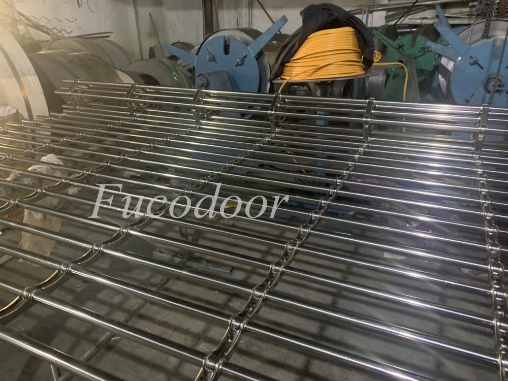 Cửa cuốn song ngang INOX ống tròn phi 19 INOX 201