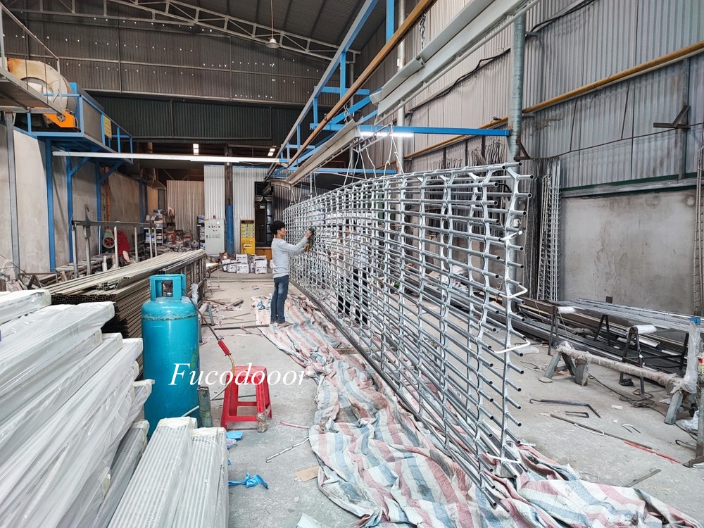 cửa cuốn khớp thoáng phi 19, sơn tĩnh điện tại Hải Phòng