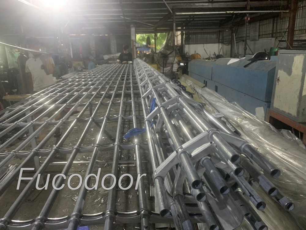 ទ្វារ​រមូរ​ផ្ដេក​ការ៉េ ២០ ទ្វារ​រមូរ​ស្រោប​ម្សៅ សុងង៉ាំង ១៩