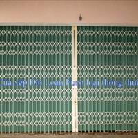Cửa xếp Đài Loan nan chéo ép có lá