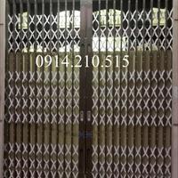 Cửa xếp hộp kẽm chạy máy hộp 19x19